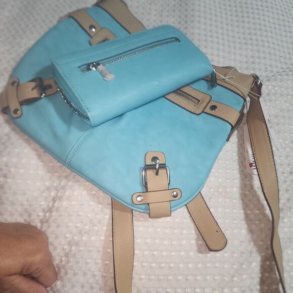 CHARMING CHARLIE NWT TURQUOISE CROSSBODY BAG & MATCHING WALLET COMBO - Picture 11 of 11